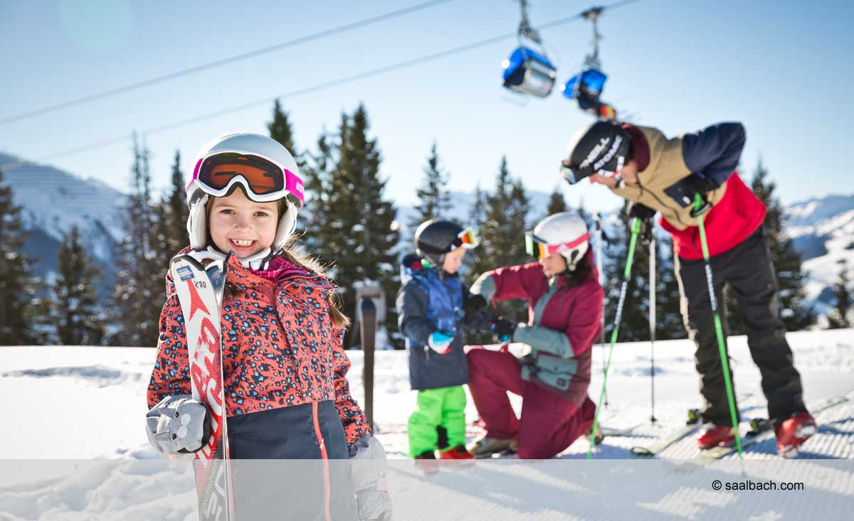 Skifahren mit Kindern im Skigebiet Saalbach-Hinterglemm-Leogang-Fieberbrunn