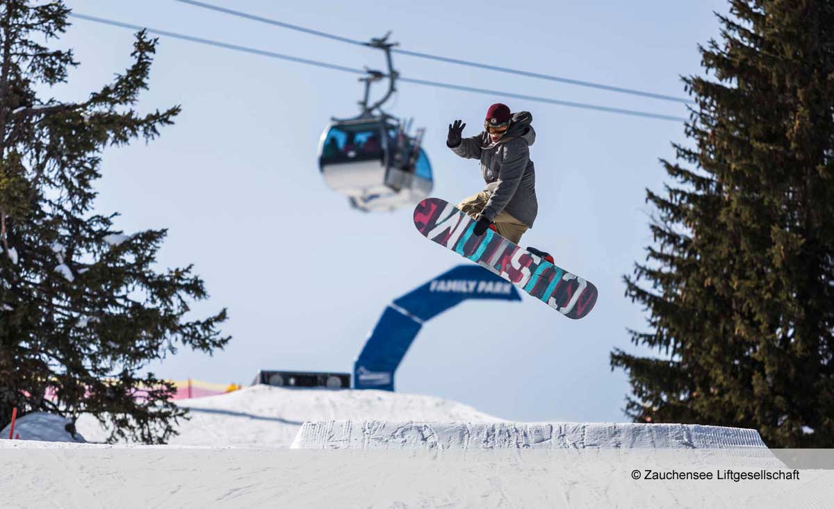 Snowboarden im Family Park im Skigebiet Zauchensee im Salzburger Land